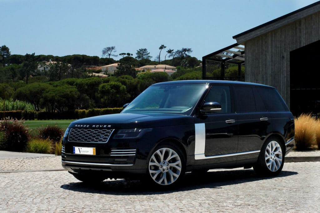 luxurious-fleet-range-rover-vip-chauffeurs